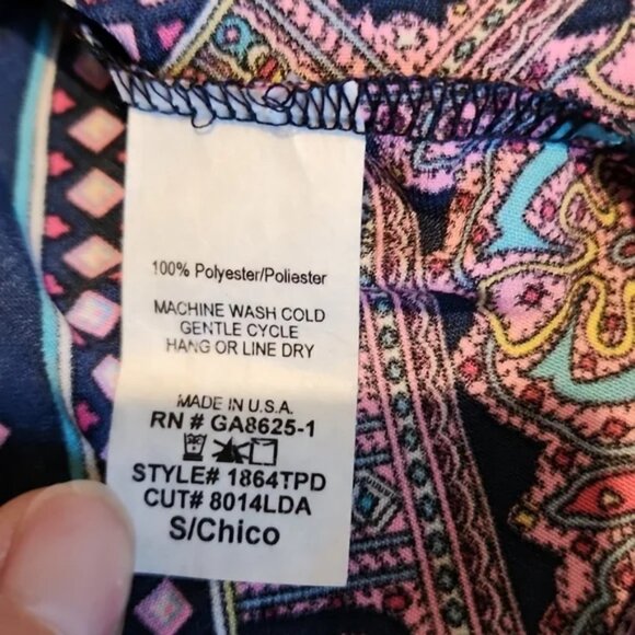 🍁 Renee C. colorful bandana print Top 🍁 - Picture 3 of 4